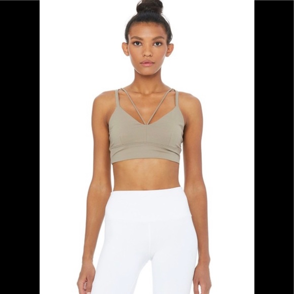 alo yoga deluxe bra